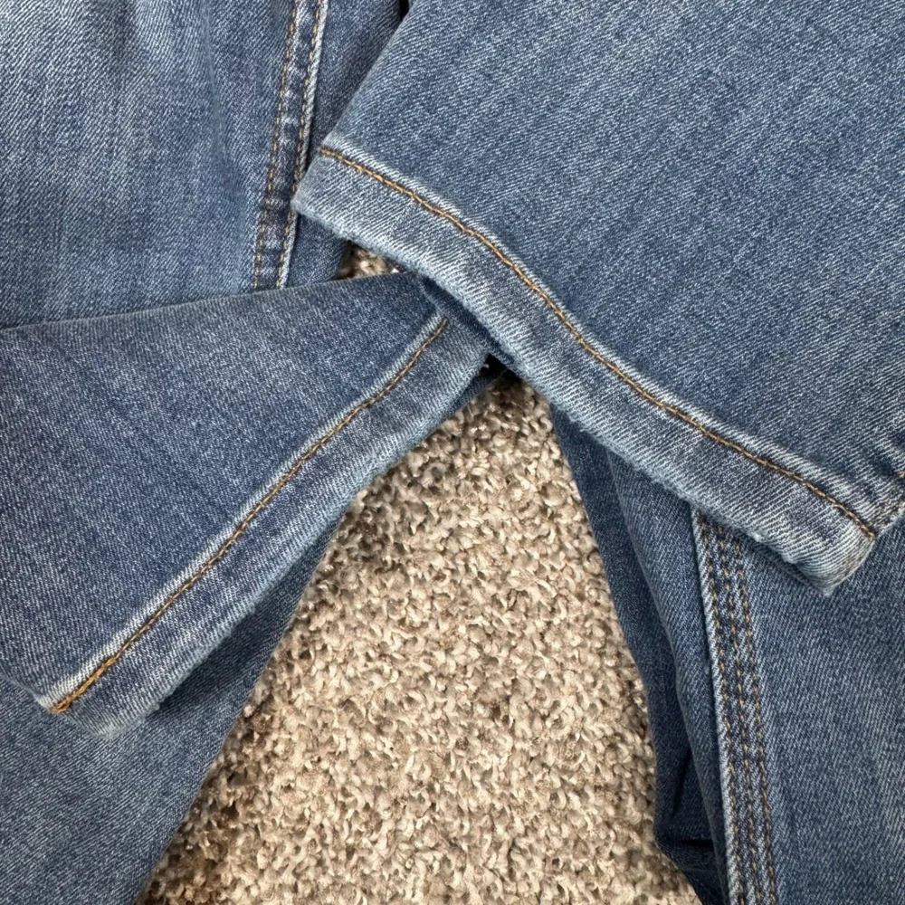 DU/ER Performance Womens Denim Slim Straight Jeans Blue 26x30‎ WFLR5001